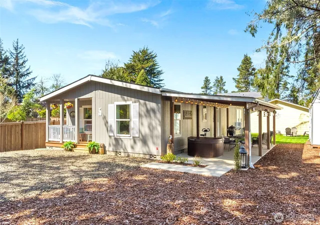 Manufactured home for sale at 502 W Grant, Westport, WA 98595 | MLS# NWM2514621