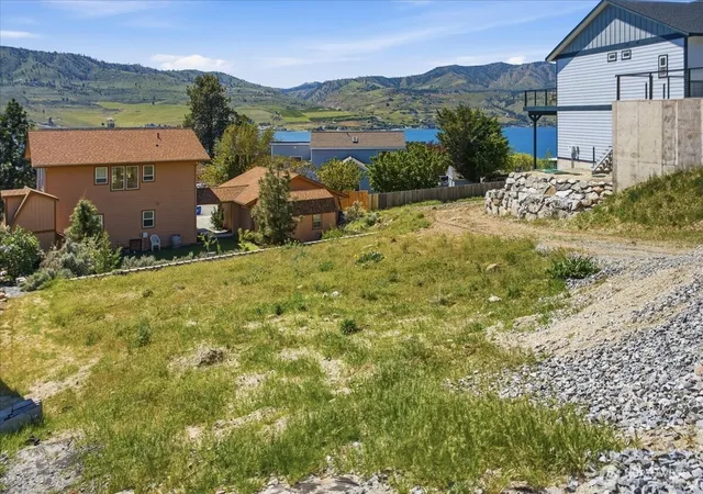 Photo 4 of Land for sale at 211 Riviera Dr, Chelan, WA 98816 | MLS# NWM2514680 | Listing updated on 2026-09-21