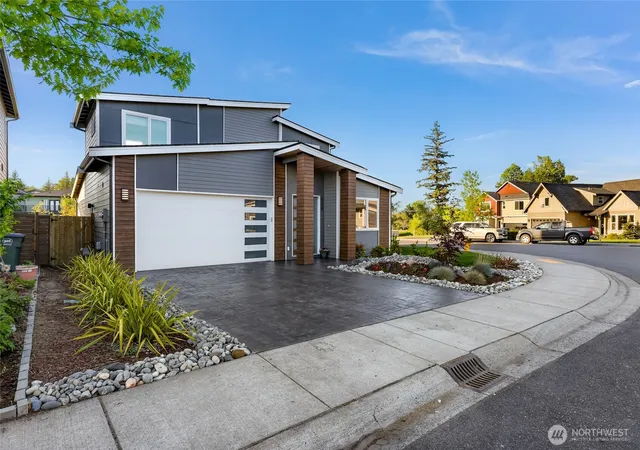 Photo 3 of Single family home for sale at 6229 N Beulah Ave, Ferndale, WA 98248 | MLS# NWM2514724 | Listing updated on 2026-09-21