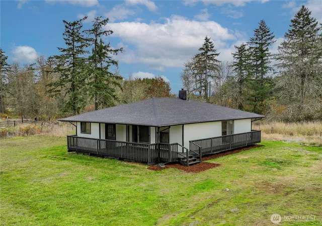 Photo 2 of Sale Pending at 39411 Mountain Hwy E, Eatonville, WA 98328 | MLS# NWM2514838 | Listing updated on 2026-09-01