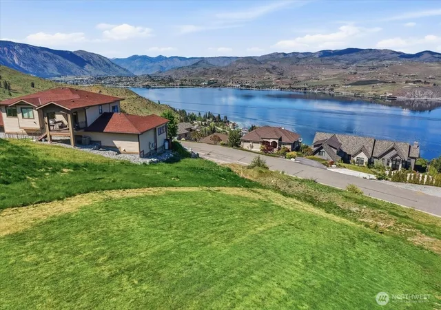 Photo 3 of Land for sale at 145 Mirabella Dr, Chelan, WA 98816 | MLS# NWM2514844 | Listing updated on 2026-09-21