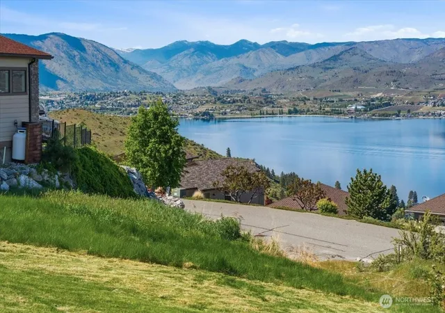 Photo 3 of Land for sale at 145 Mirabella Dr, Chelan, WA 98816 | MLS# NWM2514844 | Listing updated on 2026-09-21