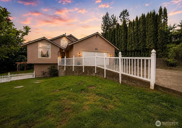 Photo 1 of Single family home for sale at 1314 Starlite Ct E, Lacey, WA 98503 | MLS# NWM2514869 | Listing updated on 2026-09-21