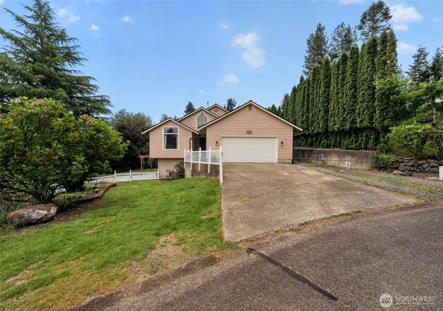 Photo 2 of Single family home for sale at 1314 Starlite Ct E, Lacey, WA 98503 | MLS# NWM2514869 | Listing updated on 2026-09-21