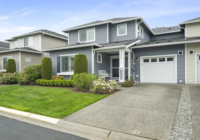 Photo 1 of Townhouse for sale at 11261 241st Place Ne #86, Redmond, WA 98053 | MLS# NWM2514876 | Listing updated on 2026-10-24