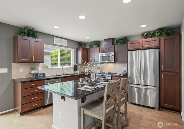 Photo 3 of Townhouse for sale at 11261 241st Place NE #86, Redmond, WA 98053 | MLS# NWM2514876 | Listing updated on 2026-10-02