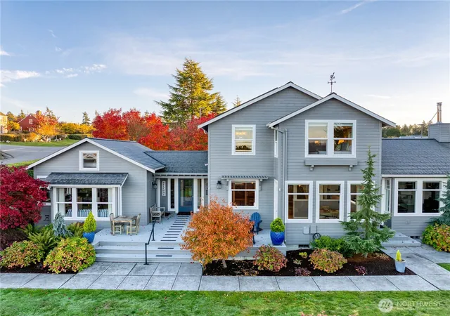 Photo 3 of Single family home for sale at 806 NW Alexander St, Coupeville, WA 98239 | MLS# NWM2514942 | Listing updated on 2026-09-21