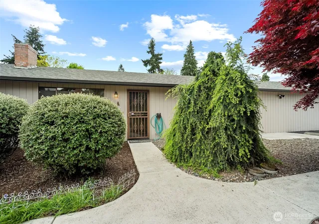Photo 2 of Condo for sale at 3513 Ne 45th Street #A, Vancouver, WA 98661 | MLS# NWM2514944 | Listing updated on 2026-10-02