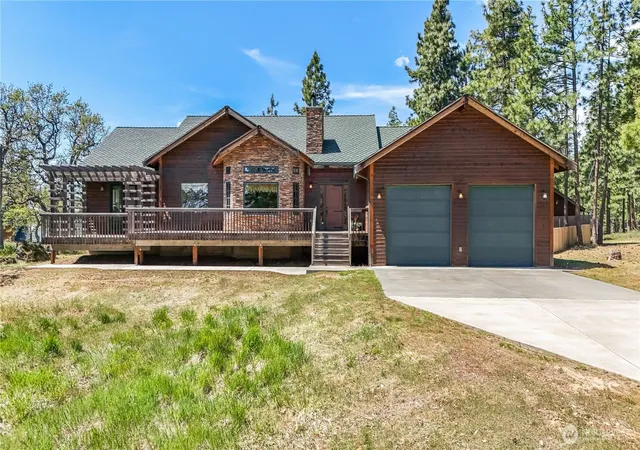 Photo 1 of Single family home for sale at 11 Deer Ridge Rd, Goldendale, WA 98620 | MLS# NWM2515026 | Listing updated on 2026-09-21