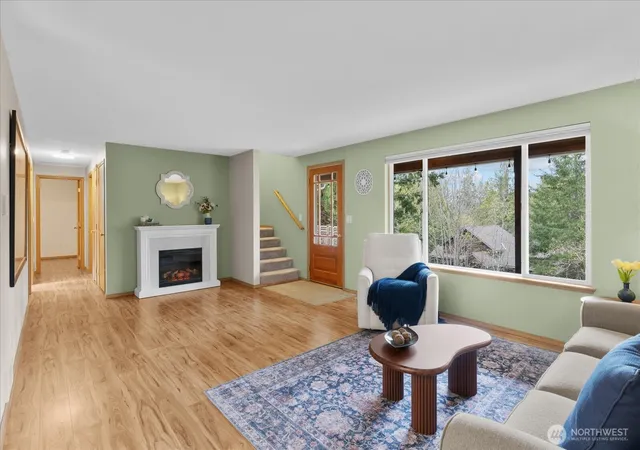 Photo 3 of Single family home for sale at 508 Summit Lake Shore Dr NW, Olympia, WA 98502 | MLS# NWM2515045 | Listing updated on 2026-09-30