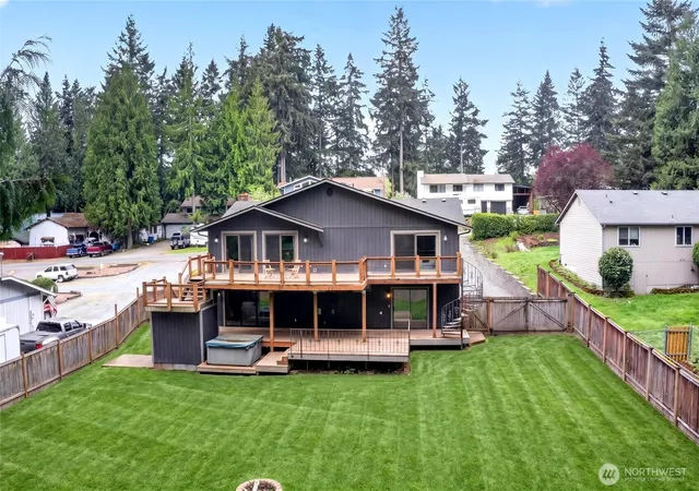 Photo 1 of Single family home for sale at 4815 W Tapps Dr E, Lake Tapps, WA 98391 | MLS# NWM2515074 | Listing updated on 2026-09-21