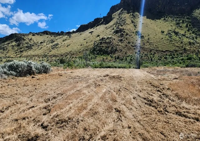 Photo 4 of Land for sale at 0 Xxx Lake Naches Dr, Naches, WA 98937 | MLS# NWM2515119 | Listing updated on 2026-09-21