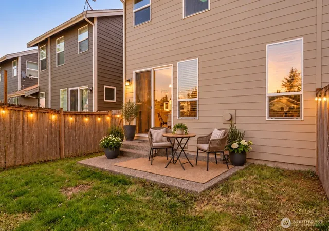 Photo 1 of Townhouse for sale at 21404 104th Street Ct E, Bonney Lake, WA 98391 | MLS# NWM2515127 | Listing updated on 2026-10-08