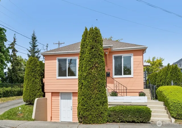 Photo 1 of Single family home for sale at 1911 13th Street, Everett, WA 98201 | MLS# NWM2515130 | Listing updated on 2026-09-21