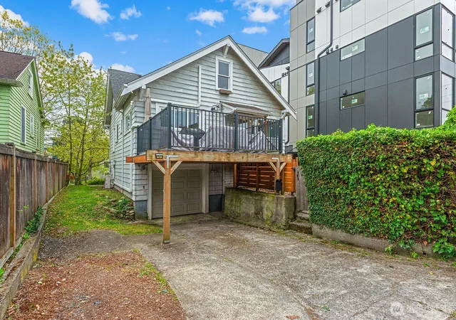 Photo 2 of Single family home for sale at 836 Nw Market St, Seattle, WA 98107 | MLS# NWM2515170 | Listing updated on 2026-09-21