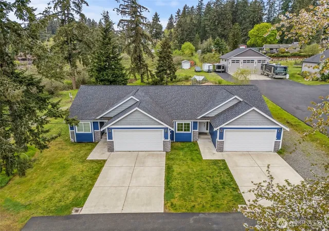 Multi family home for sale at 12926 78th Avenue E, Puyallup, WA 98373 | MLS# NWM2515196