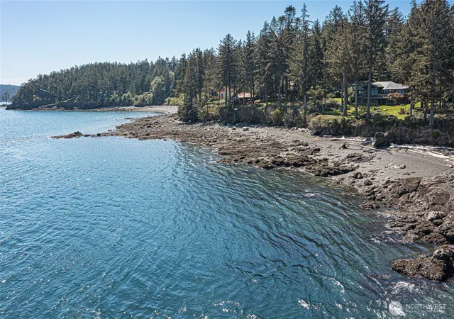 Photo 4 of Single family home for sale at 1378 San Juan Dr, Friday Harbor, WA 98250 | MLS# NWM2515213 | Listing updated on 2026-09-21