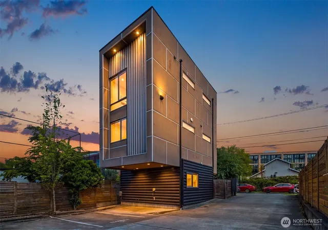 Photo 2 of Single family home for sale at 1761 20th Avenue S, Seattle, WA 98144 | MLS# NWM2515237 | Listing updated on 2026-09-29