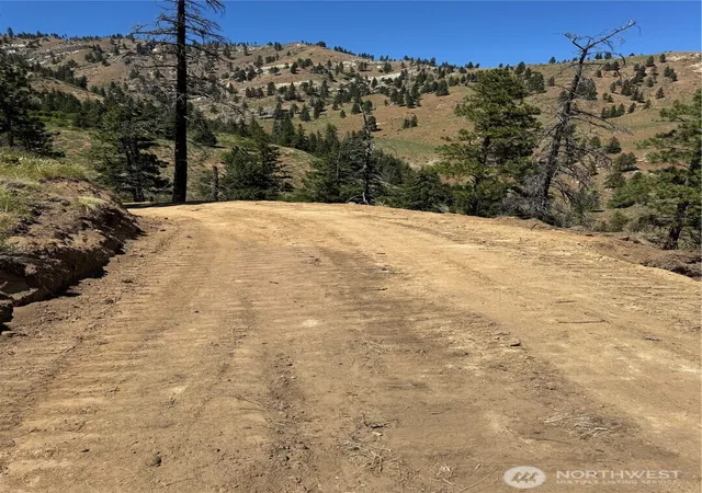Photo 4 of Land for sale at 0 Uphill Ln, Wenatchee, WA 98801 | MLS# NWM2515246 | Listing updated on 2026-09-21