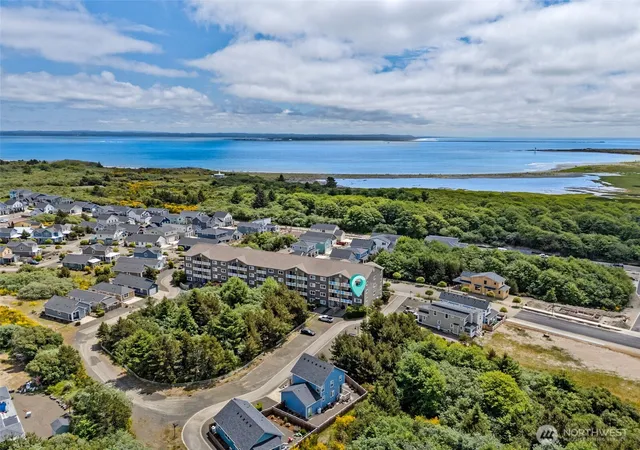 Photo 3 of Condo for sale at 262 Oyhut Bay Blvd Sw #101, Ocean Shores, WA 98569 | MLS# NWM2515280 | Listing updated on 2026-09-26