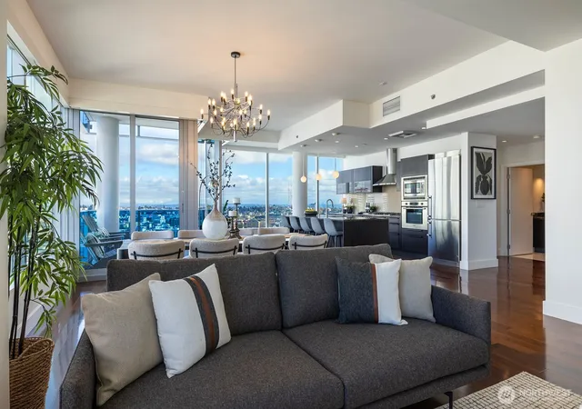Photo 2 of Condo for sale at 737 Olive Way #3702, Seattle, WA 98101 | MLS# NWM2515310 | Listing updated on 2026-10-07
