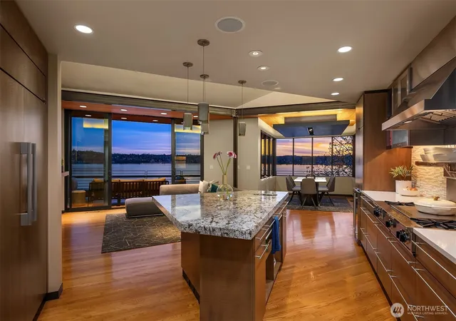 Photo 3 of Single family home for sale at 7703 W Mercer Way, Mercer Island, WA 98040 | MLS# NWM2515323 | Listing updated on 2026-09-21