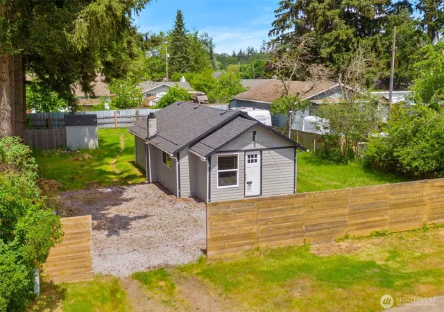 Photo 3 of Single family home for sale at 135 171st Street E, Spanaway, WA 98387 | MLS# NWM2515406 | Listing updated on 2026-09-24