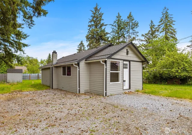 Photo 3 of Single family home for sale at 135 171st Street E, Spanaway, WA 98387 | MLS# NWM2515406 | Listing updated on 2026-09-24