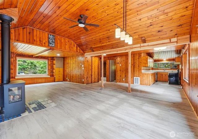 Photo 3 of Sale Pending at 35118 311th Place Ne, Arlington, WA 98223 | MLS# NWM2515561 | Listing updated on 2026-09-25