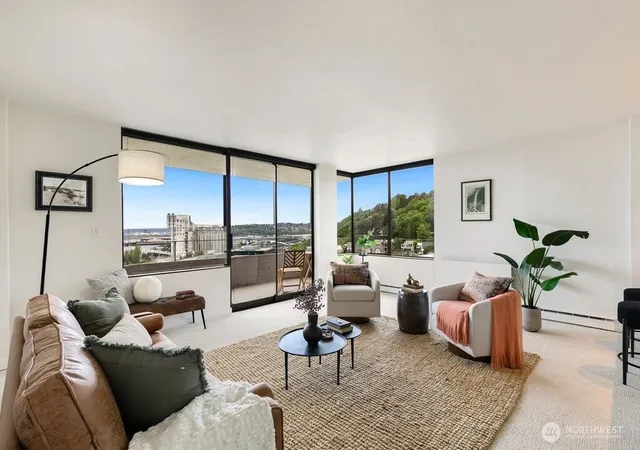 Photo 2 of Condo for sale at 521 5th Avenue W #805, Seattle, WA 98119 | MLS# NWM2515569 | Listing updated on 2026-09-20
