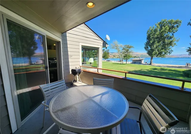 Photo 4 of Multi family home for sale at 1 Beach 537 Q, Manson, WA 98831 | MLS# NWM2515595 | Listing updated on 2026-09-21