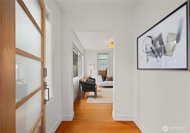 Photo 3 of Sale Pending at 927 29th Avenue S, Seattle, WA 98144 | MLS# NWM2515598 | Listing updated on 2026-08-21