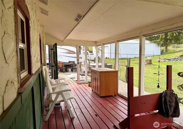 Photo 4 of Single family home for sale at 58110 View Pl NE, Grand Coulee, WA 99133 | MLS# NWM2515626 | Listing updated on 2026-09-21
