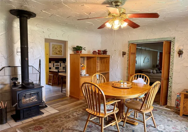 Photo 3 of Single family home for sale at 58110 View Pl Ne, Grand Coulee, WA 99133 | MLS# NWM2515626 | Listing updated on 2026-10-28