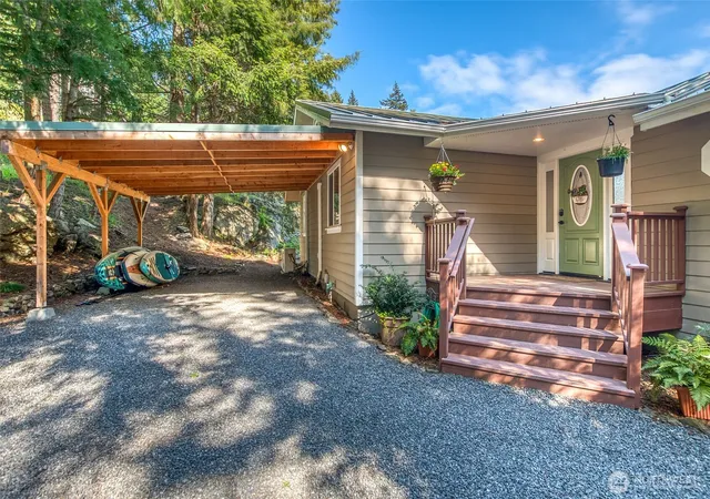 Photo 3 of Single family home for sale at 118 Cascade Way, Eastsound, WA 98245 | MLS# NWM2515637 | Listing updated on 2026-09-21