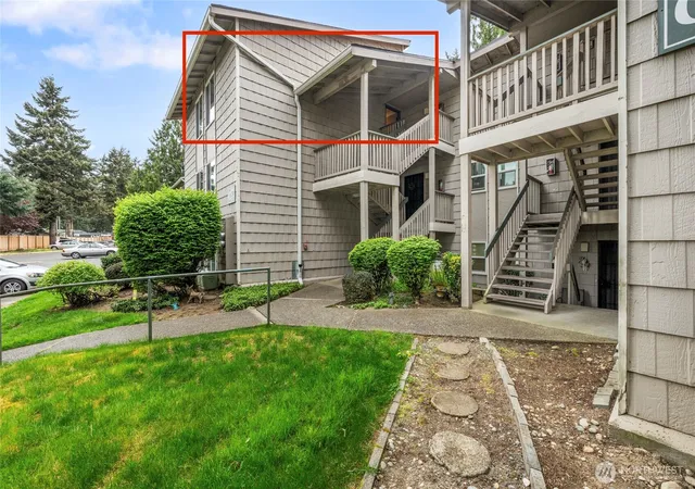 Photo 3 of Townhouse for sale at 33030 17th Place S #C303, Federal Way, WA 98003 | MLS# NWM2515668 | Listing updated on 2026-09-30