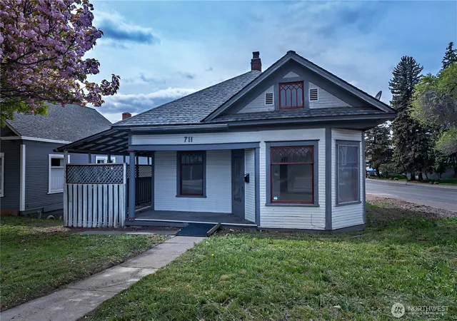 Photo 1 of Single family home for sale at 711 N Water St, Ellensburg, WA 98926 | MLS# NWM2515669 | Listing updated on 2026-09-21