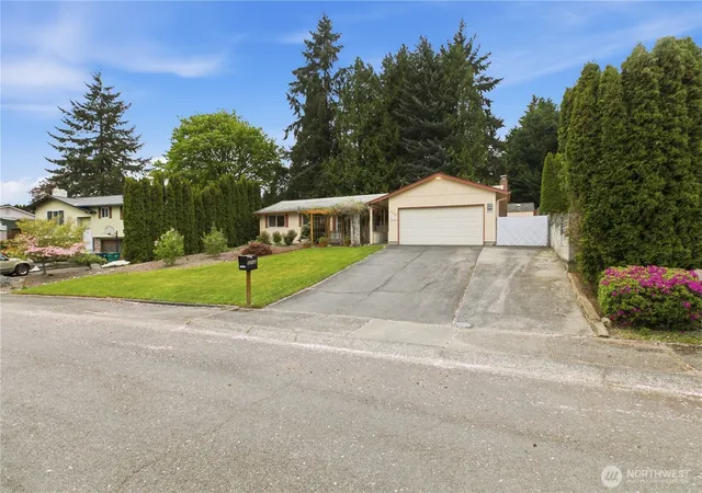 Photo 1 of Single family home for sale at 32544 24th Avenue Sw, Federal Way, WA 98023 | MLS# NWM2515790 | Listing updated on 2026-09-21