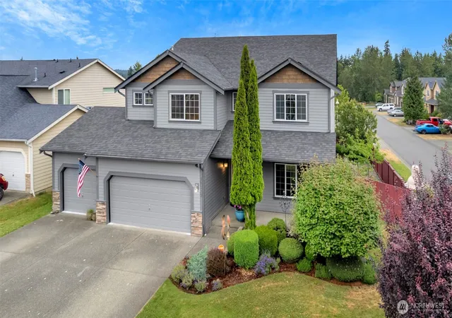 Photo 2 of Single family home for sale at 20225 194th Avenue E, Orting, WA 98360 | MLS# NWM2515820 | Listing updated on 2026-09-30