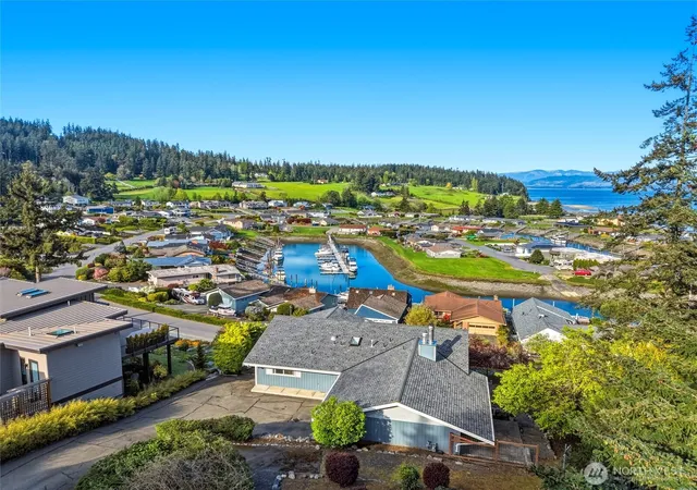 Photo 2 of Single family home for sale at 2198 Aurora Ct, Oak Harbor, WA 98277 | MLS# NWM2515829 | Listing updated on 2026-09-21