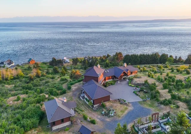Photo 1 of Single family home for sale at 115 Clipper Way, Friday Harbor, WA 98250 | MLS# NWM2515849 | Listing updated on 2026-09-21