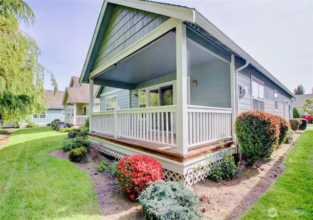 Photo 3 of Contingent at 1189 Fidalgo Dr #87, Burlington, WA 98233 | MLS# NWM2515884 | Listing updated on 2026-09-21