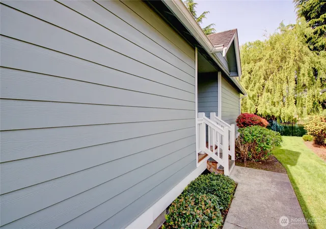 Photo 4 of Condo for sale at 1189 Fidalgo Dr #87, Burlington, WA 98233 | MLS# NWM2515884 | Listing updated on 2026-09-21