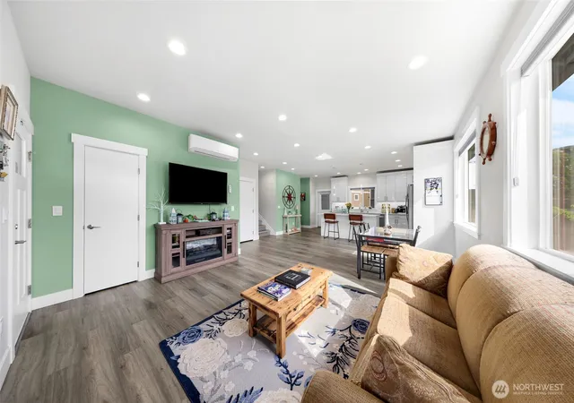 Photo 4 of Single family home for sale at 4123 Stuart Cir, Ferndale, WA 98248 | MLS# NWM2515888 | Listing updated on 2026-09-24