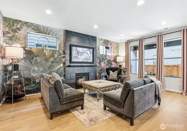 Photo 3 of Single family home for sale at 24 151st Street SW, Lynnwood, WA 98087 | MLS# NWM2515903 | Listing updated on 2026-09-21