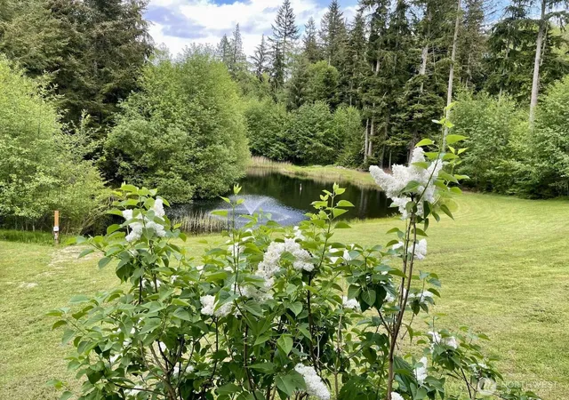 Photo 3 of Single family home for sale at 2497 Goss Ridge Rd, Freeland, WA 98249 | MLS# NWM2515926 | Listing updated on 2026-09-21