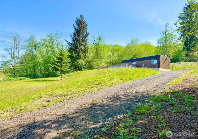 Photo 2 of Sale Pending at 290 State Route 6, Raymond, WA 98577 | MLS# NWM2515994 | Listing updated on 2026-09-25