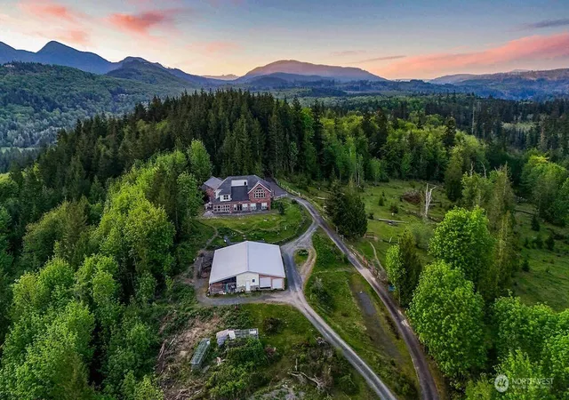 Photo 3 of Single family home for sale at 542 Doe Run Rd, Quilcene, WA 98376 | MLS# NWM2516020 | Listing updated on 2026-10-02