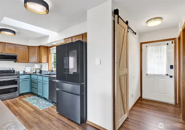 Photo 4 of Single family home for sale at 1818 35th Street, Bellingham, WA 98229 | MLS# NWM2516074 | Listing updated on 2026-09-21