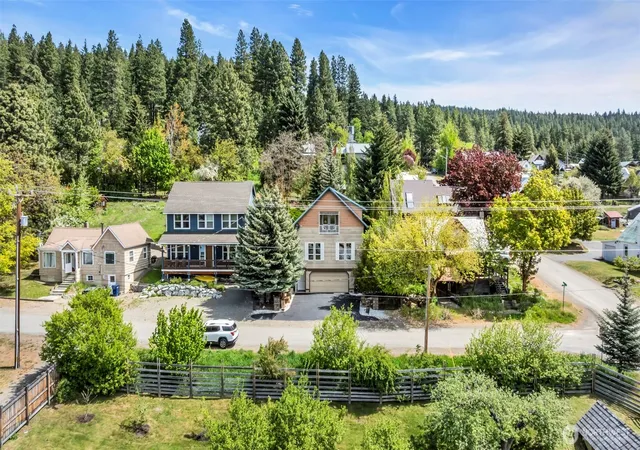 Photo 2 of Sale Pending at 303 N B St, Roslyn, WA 98941 | MLS# NWM2516121 | Listing updated on 2026-09-22